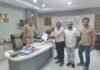 सोन्याचे दागिने चोरी प्रकरणात चोरीचे सोने घेणाऱ्या दुकानदाराला सामील करावे अन्यथा पोलिस अधीक्षक कार्यालया समोर आमरण उपोषण करणारा. फिर्यादी महिलेचे पोलिस प्रशासनाला निवेदन